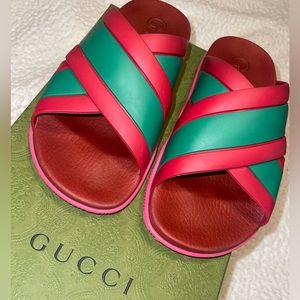 Gucci Coral New Sham Slides Size 37, womens 7